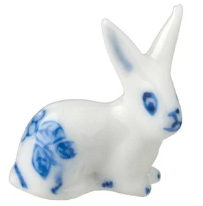 Casa de muñecas miniatura porcelana conejito azul y blanco - Imagen 1 de 1