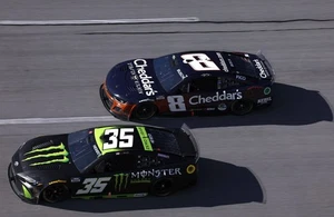 PREORDER 2025 Riley Herbst Monster Toyota 1/24 Custom Diecast - Bild 1 von 1