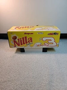 Dale Earnhardt, Jr. #3 Nilla Wafers/Nutter Butter 2002 Monte Carlo 1:24 - New - Picture 1 of 24