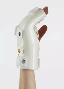 Coreflex Polycast Boxer Splint Small Left Wrist 4"-5" 4&5 MCP #37-1211-000 NIB - Picture 1 of 4