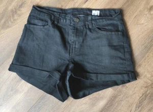 New Black Canvas Shorts Size 8 - Picture 1 of 4