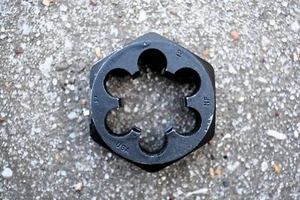 1"-12"x 3/4" Kohlenstoffstahl NF Sechskant-Gewindeschneideisen - Bild 1 von 9