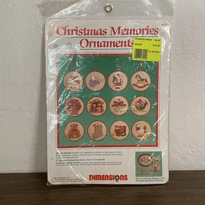 Dimensiones Recuerdos de Navidad Adornos por Daniel Gorman Punto de Cruz Kit Nuevo - Imagen 1 de 3