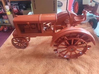 Unstyled Allis Chalmers WC AC tractor on steel wheels ORIGINAL VINTAGE 1/16 #744 - Image 1 of 4