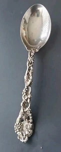 Cuchara para servir Godinger vid ornamentada mango perforado placa de plata 11" estampada - Imagen 1 de 9