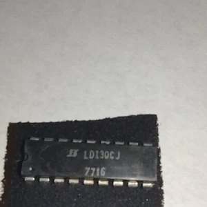 Vintage Siliconix LD130CJ 3 Digit A/D Conv IC/NOS/18 Pin DIP/NSN 5962014358042 - Picture 1 of 3