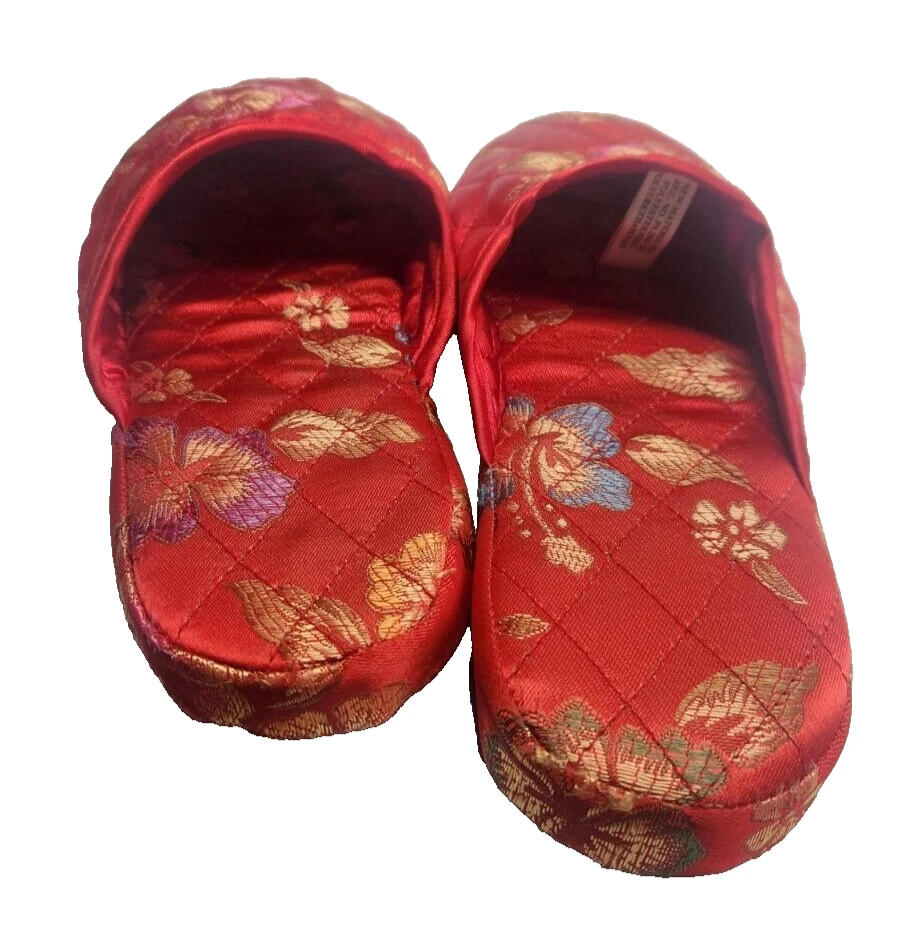 Zapatillas de inspiración oriental con estuche de viaje Foto 1 de 4