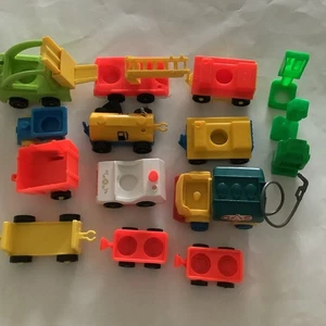 Lote de piezas mixtas de teléfono camión de gasolina vehículos Little People vintage Fisher Price - Imagen 1 de 9