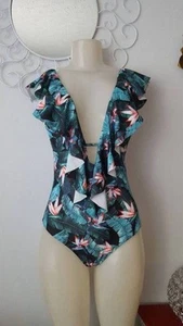 New Sporlike Floral Ruffle Sexy One Piece Swimsuit Size Small - Picture 1 of 3