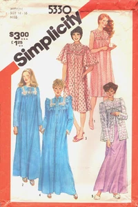 Simplicity 5330 - Camisón y bata pulóver Misses/chaqueta de cama de 2 longitudes 14-16 - Imagen 1 de 5