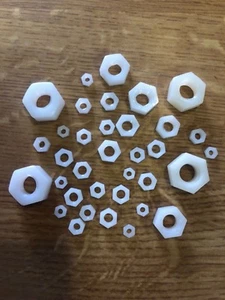 Nylon (plástico), tuercas hexagonales M3, M4, M5, M6, M8, M10 y M12. - Imagen 1 de 3