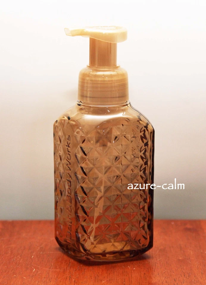 Soporte dispensador de jabón espumoso de vidrio amarillo ámbar facetado Bath & Body Works x 1 Foto 1 de 1