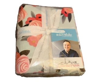 Riley Blake Designs "Sabato a Parigi" Confezione 24 Pezzi Quartiere Grasso Floreale Nuovo con scatola - Foto 1 di 3