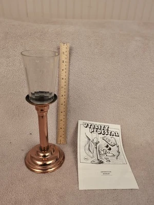 Hermoso truco de magia de escenario apariencia de seda pedestal utilitario Foto 1 de 4