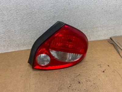Luz trasera lateral derecha Nissan Máxima 2000 a 2001 pasajero OEM R4851 DW Foto 1 de 4