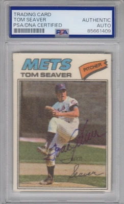 1977 Topps Cloth Stickers TOM SEAVER New York Mets SIGNED Card #42 PSA/DNA - Image 1 of 2