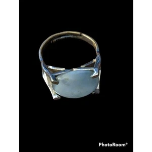 Womens Silver Tone Ring w/Oval Shape Adjustable 4 Prong Pearl Look Birthday Xmas - Picture 1 of 6
