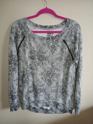 Pam & Gela Women’s Small Gray Floral Crewneck Zip Shoulder Sweatshirt Cotton - Image 1 of 4