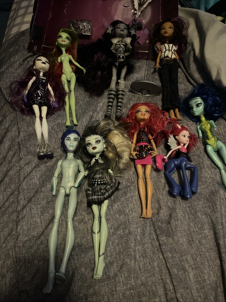 Muñeca Mattel Monster High Nine ClaudineWolf Frankenstein Venus trampa para moscas y más. Foto 1 de 4