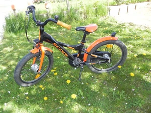Scool Kinder Fahrrad Rad 18 Zoll / mit Beleuchtung / 3 Gänge Shimano - Bild 1 von 15