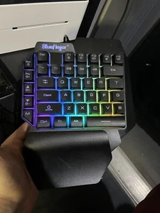 Bluefinger left hand One Hand RGB Gaming Keyboard USB Wired Rainbow Letters - Bild 1 von 3