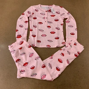 Sugar & Jade Girls Medium (10) Pink Long Sleeve Lips Print Thermal Pajamas NWT - Picture 1 of 12