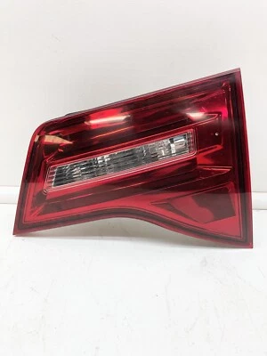 Luz trasera interior del lado del pasajero derecho Acura MDX 2007-2009 OEM USADA Foto 1 de 4