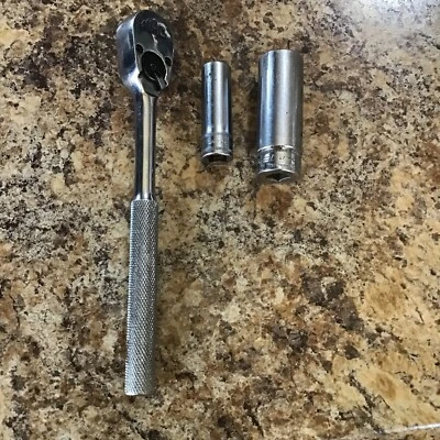 Mac Tools XR8K 3/8" Drive Knurled Pear-Head Ratchet - 8" + snap on sfsm18 sfsm12 - Image 1 of 4