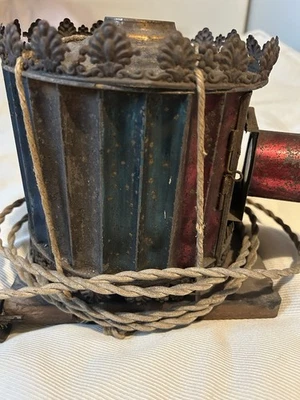 Ancienne lanterne magique de type Lapierre vers 1850 / A restaurer - Photo 1/4