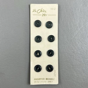 Le Chic Buttons Size 18 7/16” 8 Count Grey Buttons Japan On Card - Picture 1 of 3