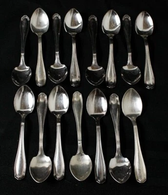 International Silver Plate 1919 Clinton Group of 15 Individual Ice Cream Spoons - Image 1 of 4