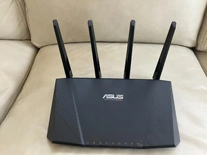 ASUS AC 2400 wireless gigabit router - Picture 1 of 4