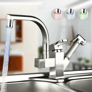 Gebürstetes Nickel LED Küche Spültisch Mischbatterie schwenkbar ausziehbar Handbrause Wasserhahn - Bild 1 von 8