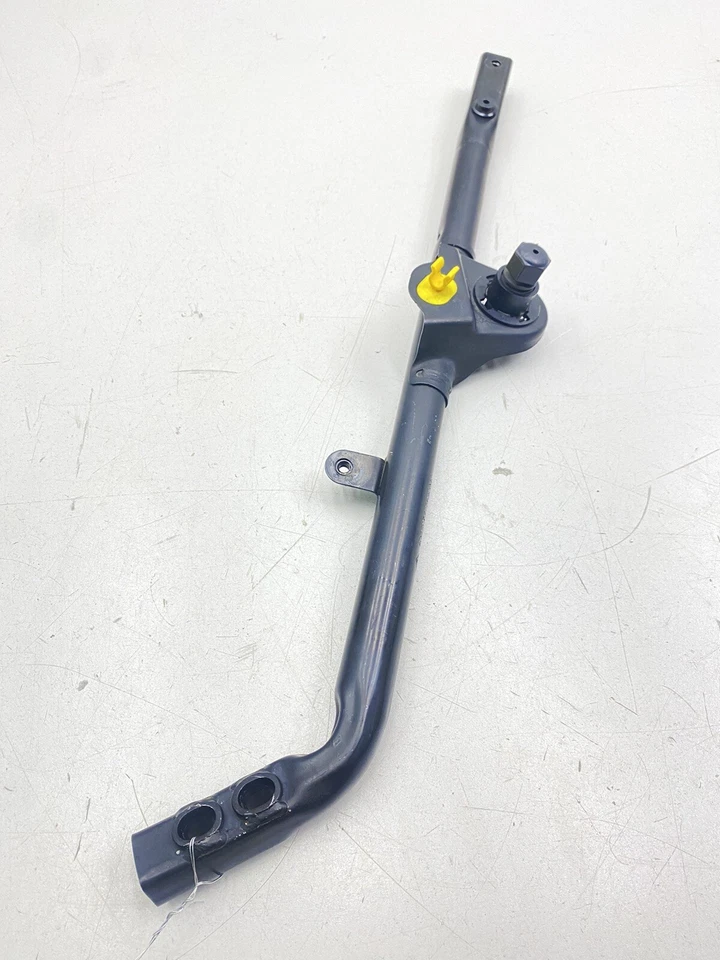 SOPORTE TRAVESAÑO DELANTERO DERECHO OEM CHRYSLER PACIFICA 2021 Foto 1 de 4