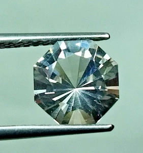 4 Cts Topazio Naturale Taglio Fantasia Forma Ottagono Pietre Preziose Sciolte dal Pakistan - Foto 1 di 4