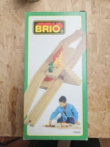 Trenes ferroviarios de madera nuevos en caja Brio Platform 33662 1996 vintage - Imagen 1 de 4