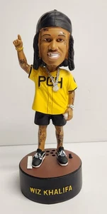 Wiz Khalifa Bobblehead SGA 20.07.2024 Pittsburgh Pirates - spielt "Black & Yellow" - Bild 1 von 8