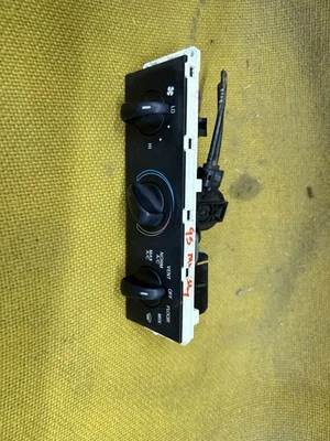 1994-2000 FORD MUSTANG A/C AQUECEDOR TEMPERATURA CONTROLE CLIMÁTICO INTERRUPTOR FABRICANTE DE EQUIPAMENTO ORIGINAL - Imagem 1 de 4