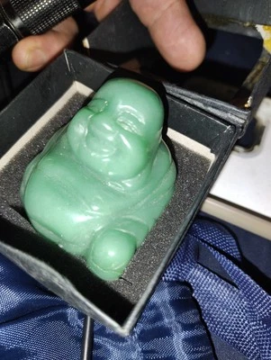 中国天然绿玉尼弗里特笑快乐佛像雕塑 — 第 1/3 张图片