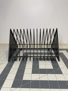 Soporte de CD de metal en forma de triángulo de escritorio Elecom, tiene capacidad para 14 CD - Imagen 1 de 11