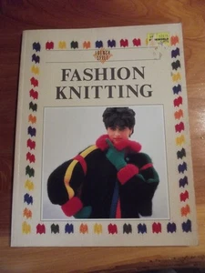 KNITTING PATTERN  BOOK FRENCH STYLE FASHION KNITTING  GREAT **** MUST SEE - Picture 1 of 5
