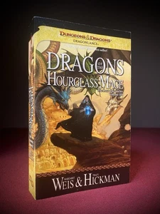 Dragons of the Hourglass Mage – Weis & Hickman - 1st Edition/1st Print PB - 2009 - Imagen 1 de 4
