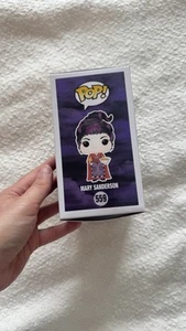 Funko Pop! Vinyl: Disney - Mary Sanderson #559 - Bild 1 von 2