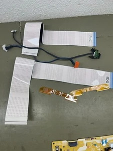 CONJUNTO DE FLEX Y CABLES, SENSOR DE ENCENDIDO TV SAMSUNG UE49MU6675 - Imagen 1 de 2