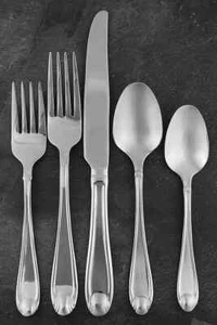 Oneida GARNET Stainless 18/10 Mirror GLOSSY Silverware Flatware - YOUR CHOICE - Picture 1 of 1