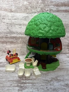 Vintage General Mills Kenner 1975 Tree Tots Family Pop-Up House Playset Original - Picture 1 of 22