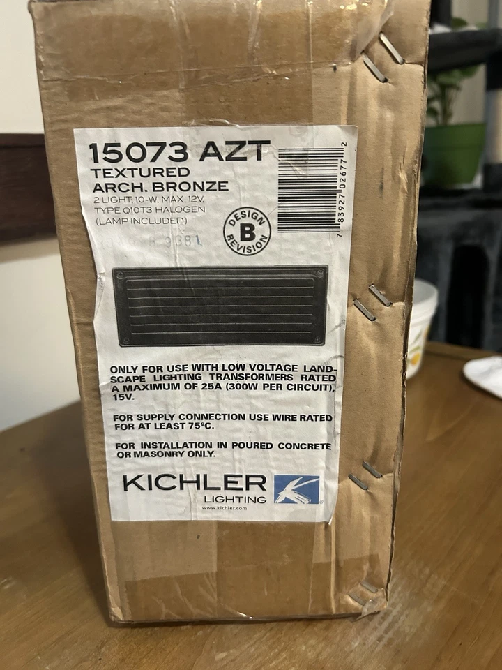 Luz de ladrillo con persianas Kichler 15073AZT 12V en bronce arquitectónico texturizado nueva Foto 1 de 4