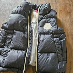 Moncler Kleinkind Weste dunkelblau Größe 18-24 Monate - Bild 1 von 4