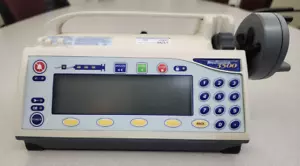 MEDFUSION 3500 VERSION 4 W/NEW BATTERY, POLE CLAMP, DRUG LIBRARY & WARRANTY - Picture 1 of 7