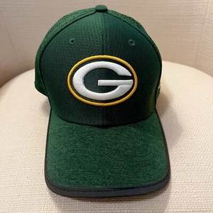 Green Bay Packers New Era 39THIRTY Hat Medium S/M Stretch Fit NFL Cap Mesh Green - Picture 1 of 10